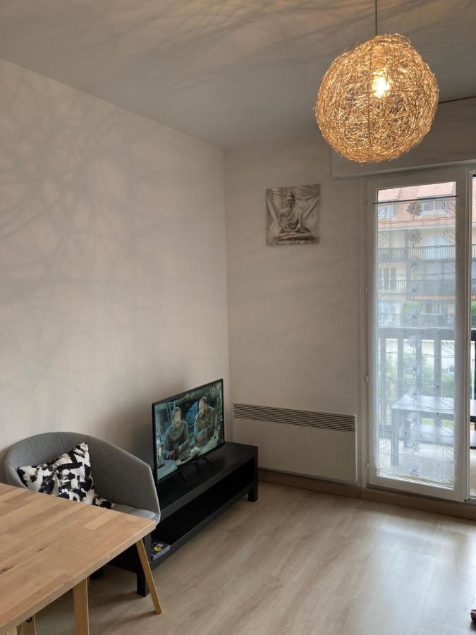 Appartement Neuf Beautiful Villers 1-4 Pers Avec Parking Prive Et A 200 M Plage Екстериор снимка