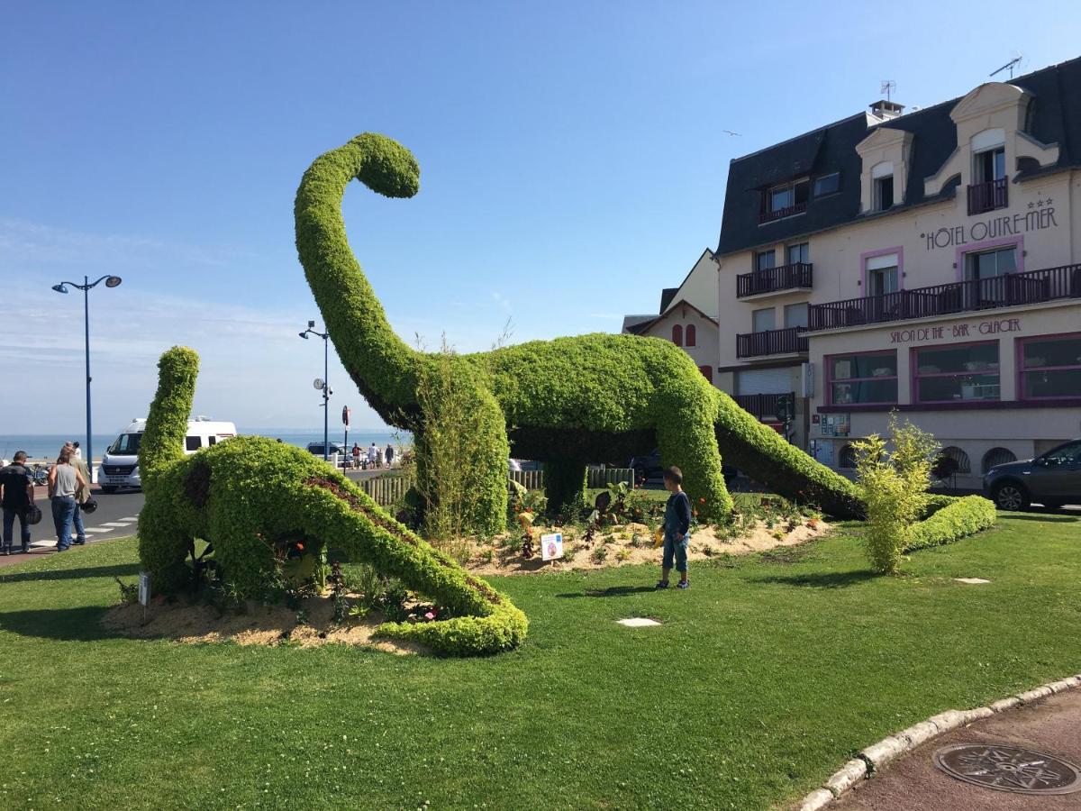 Appartement Neuf Beautiful Villers 1-4 Pers Avec Parking Prive Et A 200 M Plage Екстериор снимка